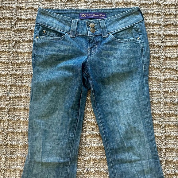 Divine Rights of Denim Low Cut Flare Jeans Size 25 - Picture 10 of 15